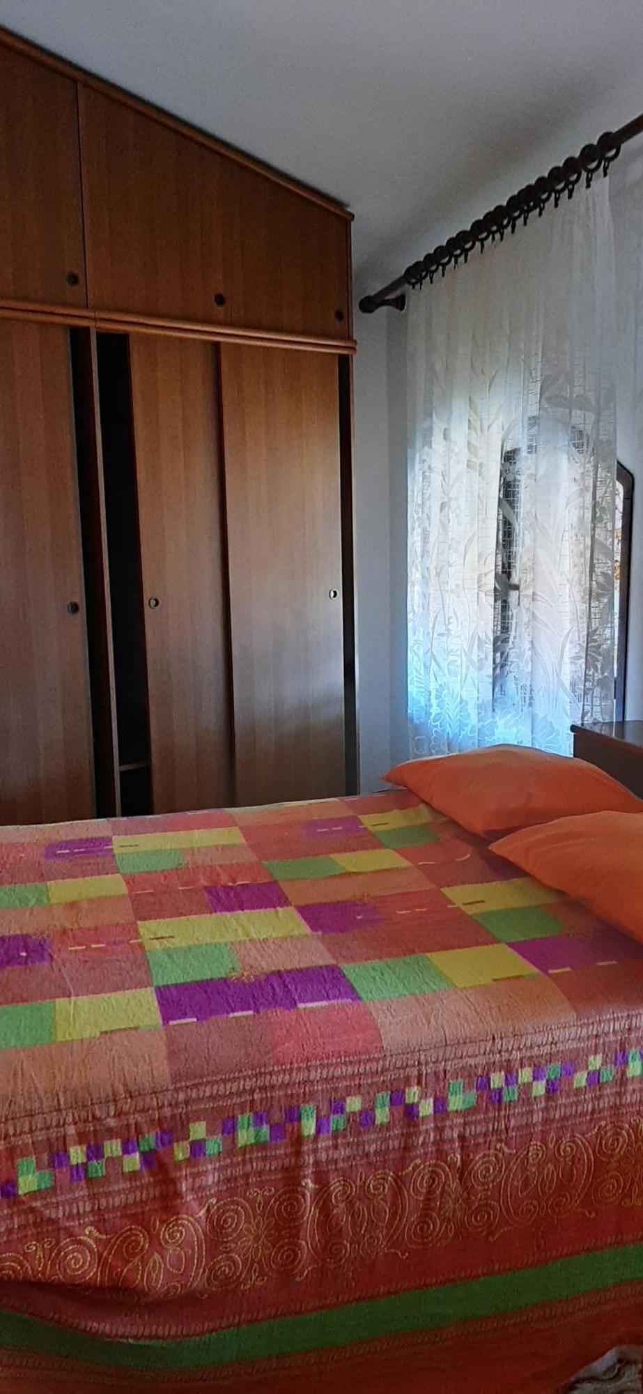 Affitta Stanza Da Paola Intra Lago Terzo Piano Senza Ascesore Lago Quarto foto